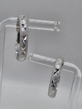 Wells Silver Toned Textured Diamond Cut Harlequin Finish Hoops Clip On Earrings